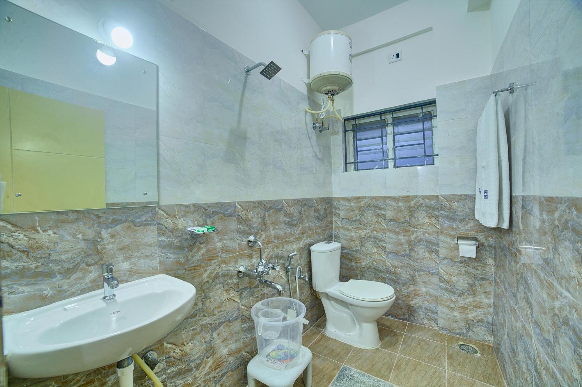 Hotel Airport Southgate Bangalore Devanahalli Buitenkant foto