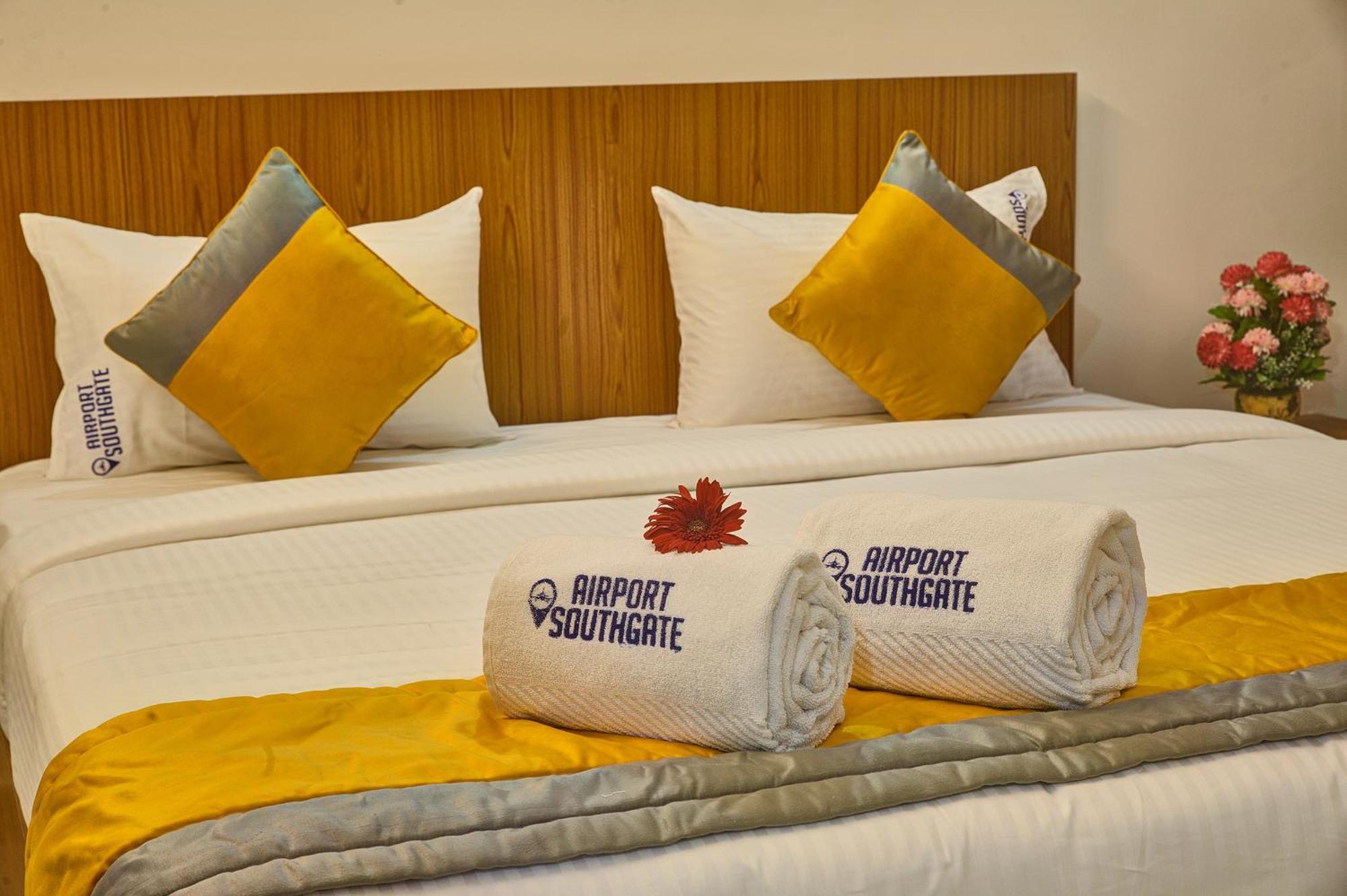 Hotel Airport Southgate Bangalore Devanahalli Buitenkant foto